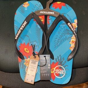 NWT Jack and Jones Hawaiian Flip-Flop - Size 9/10